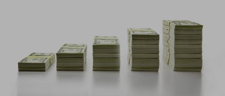 dollar-bills-isolated-on-white-background